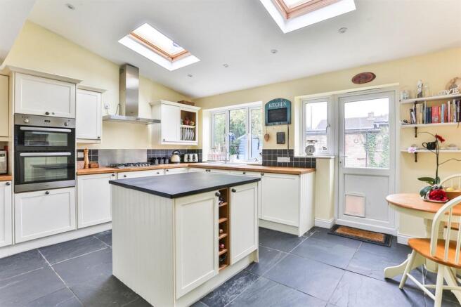 Kitchen/Breakfast Room