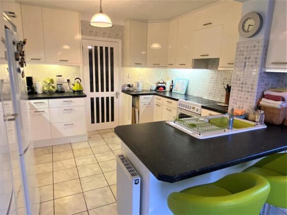 Kitchen/Breakfast Room