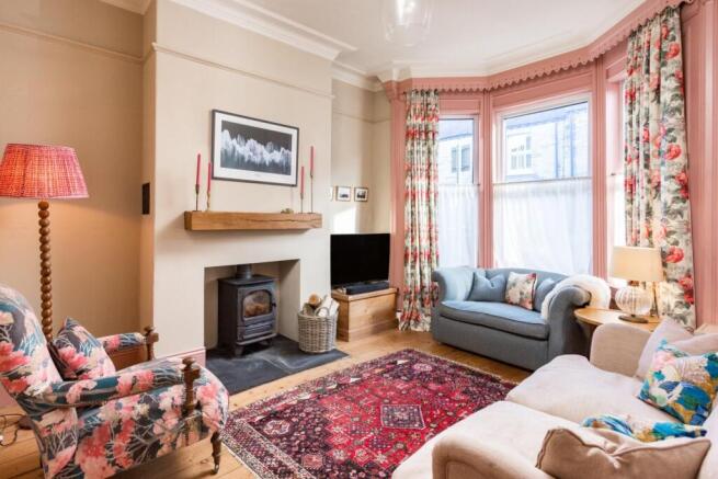 3 bed Terraced for sale Image 4