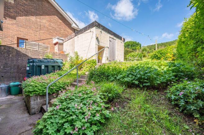 Steps to Rear Garden