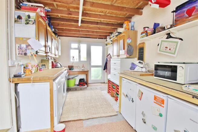 Utility/Garage