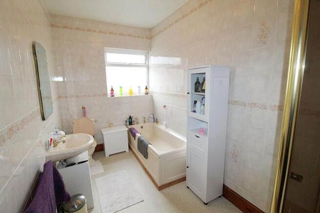 2 bed Terraced for sale Image 5