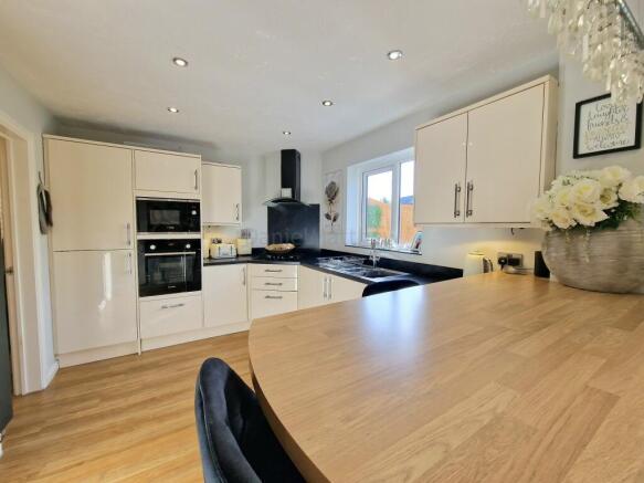Kitchen/ Diner