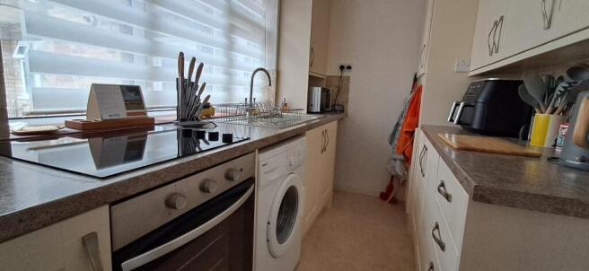 1 bed Flat for sale Image 8