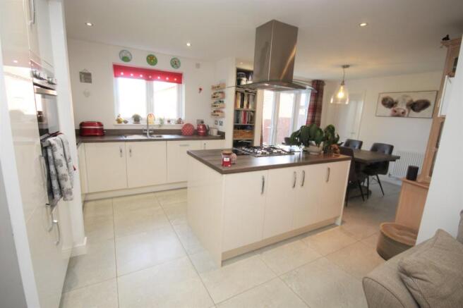 Kitchen/Diner/Living