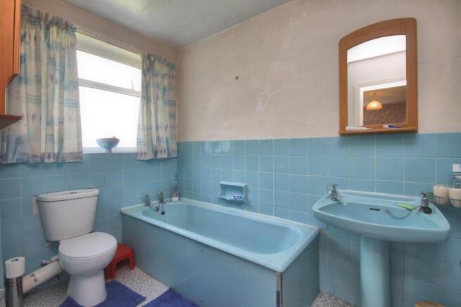 En-Suite Bathroom