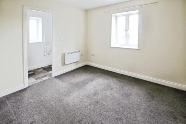 2 bed Apartment for sale Image 5