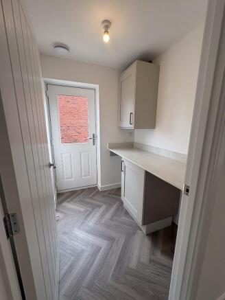 4 bed Detached for sale Image 7