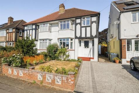 Pembroke Avenue, Surbiton
