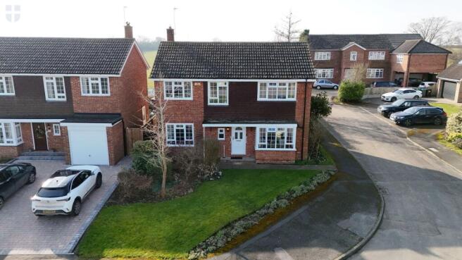 4-bed detached on Darleys Close, Grendon Underwood, £500,000