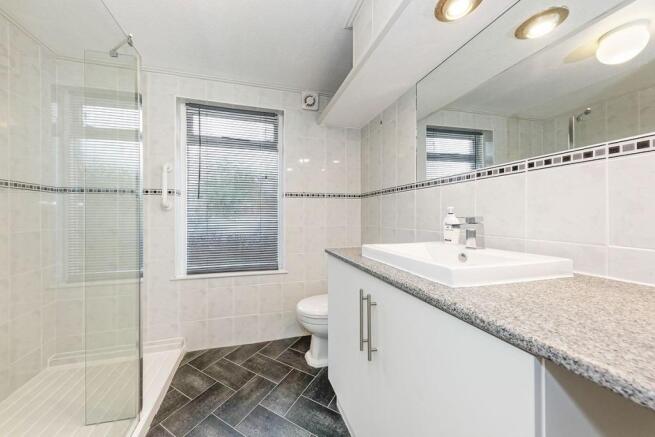 Shower Room / WC
