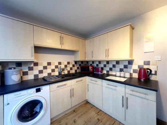 Kitchen 2