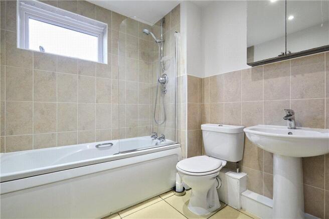 2 bed Apartment for sale Image 5