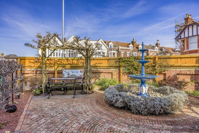 29 Brading Avenue...