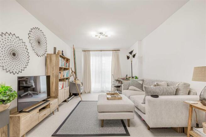 Radipole Road 50 Flat 2 Low-6.jpg
