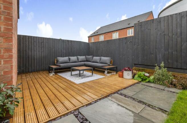 2 Broadleaf Road, Lutterworth