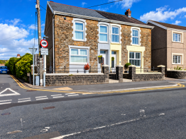 80, High Street, Ammanford SA18 2ND