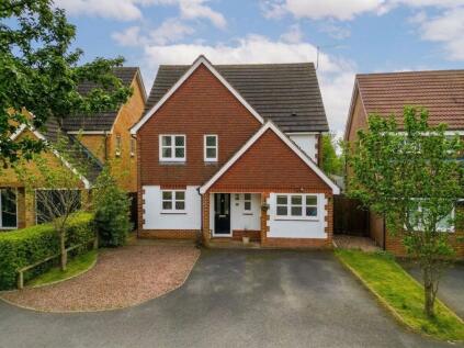 Warren Close, Stone, HP17