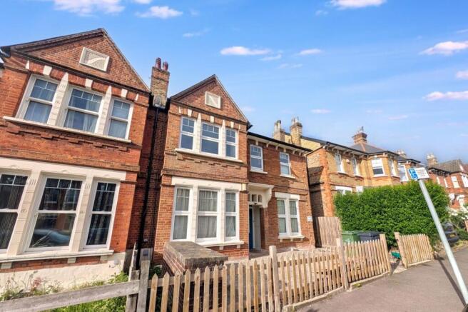 28A Lanercost Road, Streatham Hill, London SW2 3DN