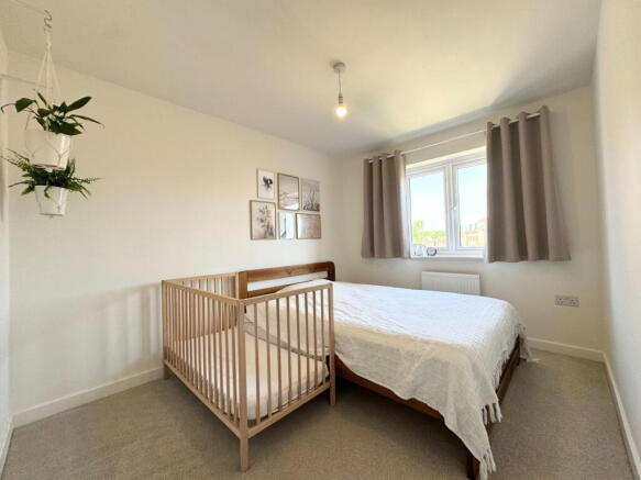 3 bed Semi-Detached for sale Image 11