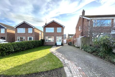 Sandown Crescent, Cuddington, Northwich