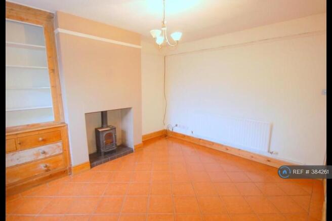 Living Room/ Reception 
