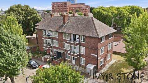 London, Greater London, E16
