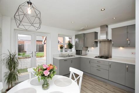 Caradon Way, Houlton, Rugby