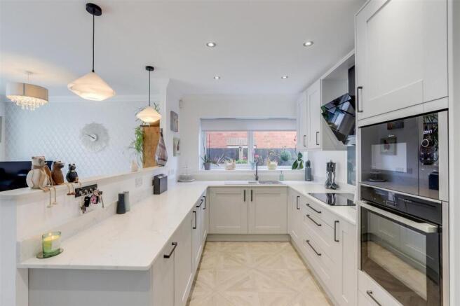 Open-Plan Kitchen/ Living Room