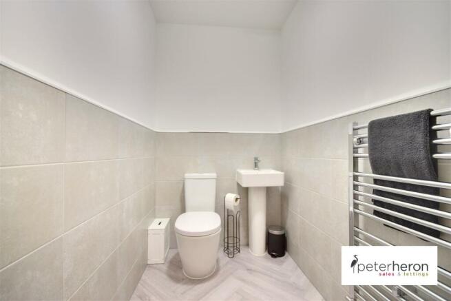 Cloakroom/WC