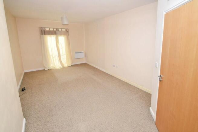 2 bed Ground Flat for sale Image 10