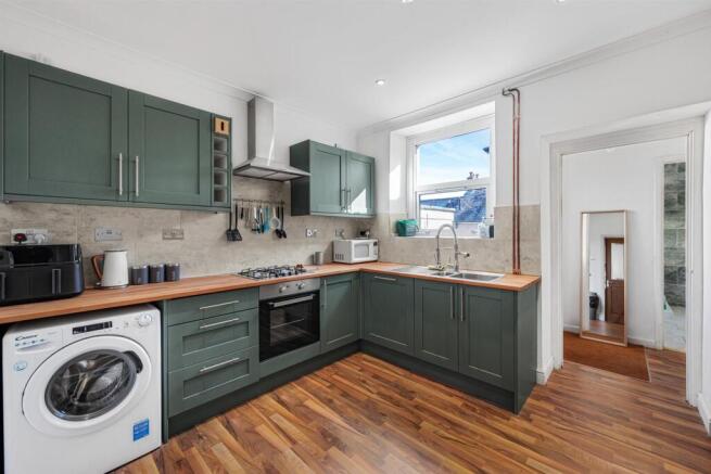 Buller Street, Pontnewynydd, Pontypool photo 4