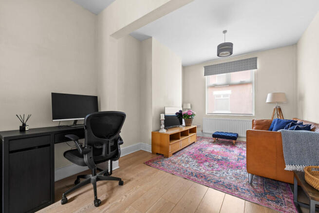 9 Prescot Street,...