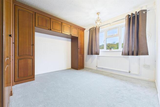 Bedroom 1.jpg