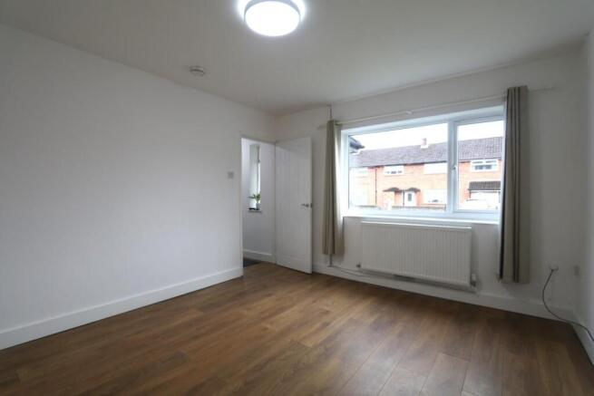 LIVING ROOM 2 .JPG