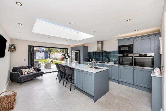 Kitchen / Breakfast Room