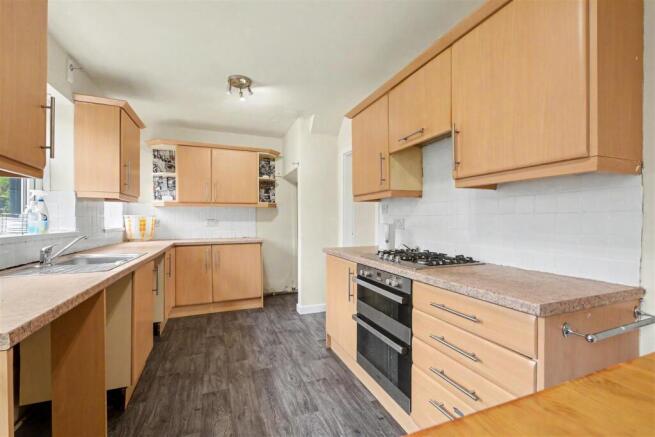 Kitchen_2.jpeg