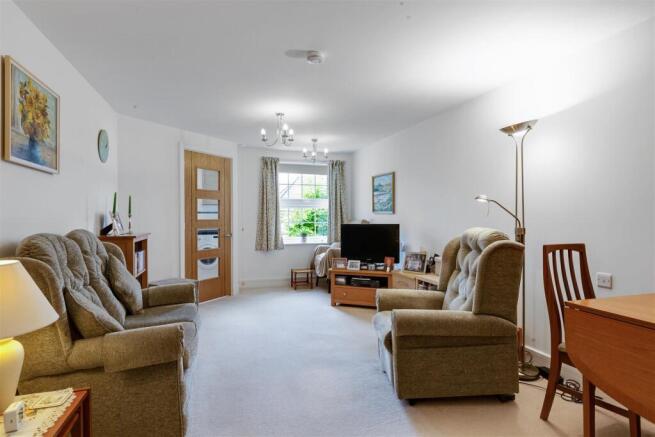 13-29e5PDMCS Flat 24 Weighbridge Court (2).jpg