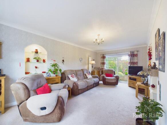 2 bed Bungalow for sale Image 5
