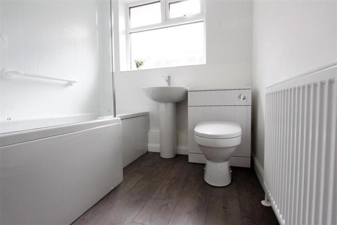 Bathroom.JPG