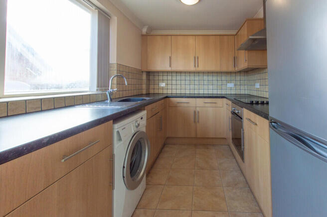 Runswick Avenue, Beckfield Lane photo 3