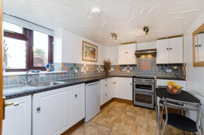 Cottage kitchen