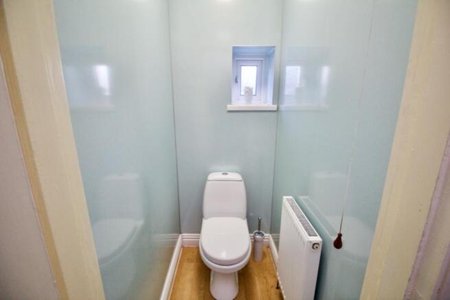 1st Floor Toilet
