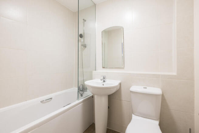2 bed Terraced for sale Image 8