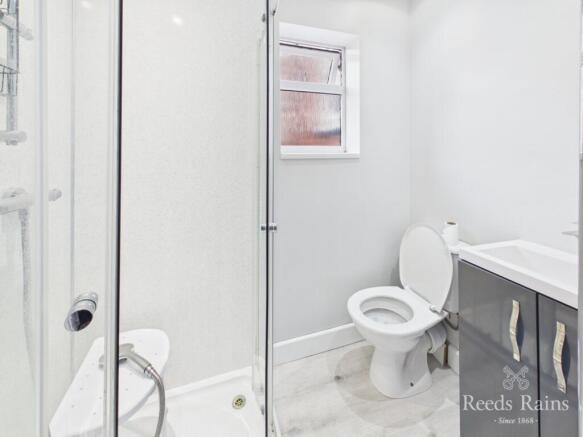 3 bed Terraced to rent Image 12