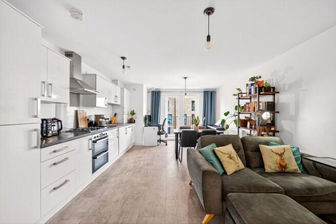 Open Pla Lounge/Kitchen/Dinern