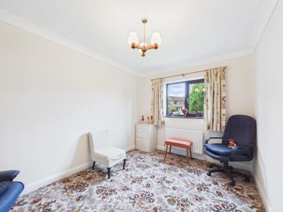 5 bed House for sale Image 12