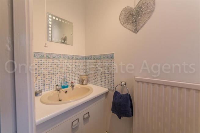 65 Oaklands View-13.jpg