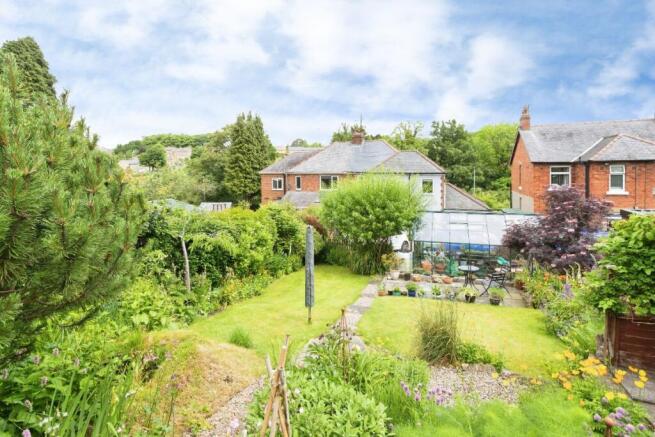 3 bed Semi-Detached for sale Image 3