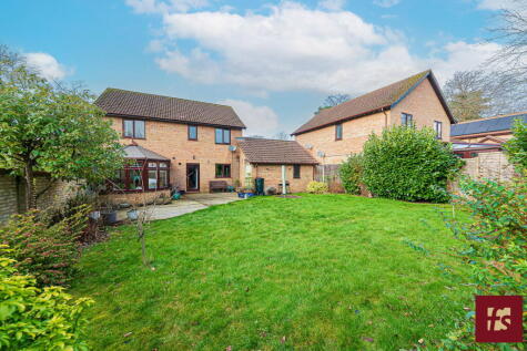 Chaucer Road, Crowthorne, Berkshire RG45 7QN